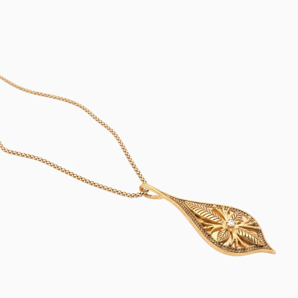 Colar Gota de Luz em Prata Dourada